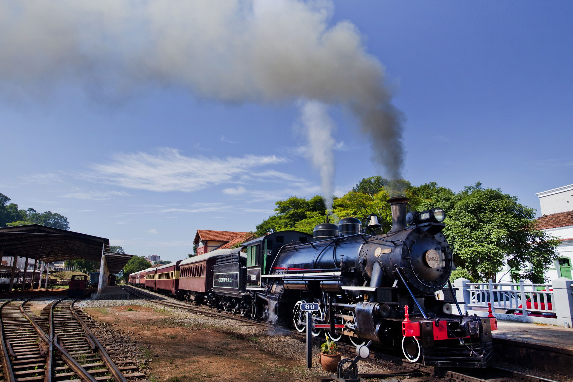 BH Uai - 4 gírias que os mineiros amam: Sô, Uai, Trem e Arreda! 🚂♥️🔺 . E  você? Conta pra gente nos comentários qual a gíria mineira que você mais  usa? . #