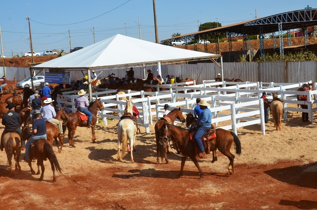 Portal Minas Gerais - Eventos: FESTA DO PEÃO DE BOIADEIRO