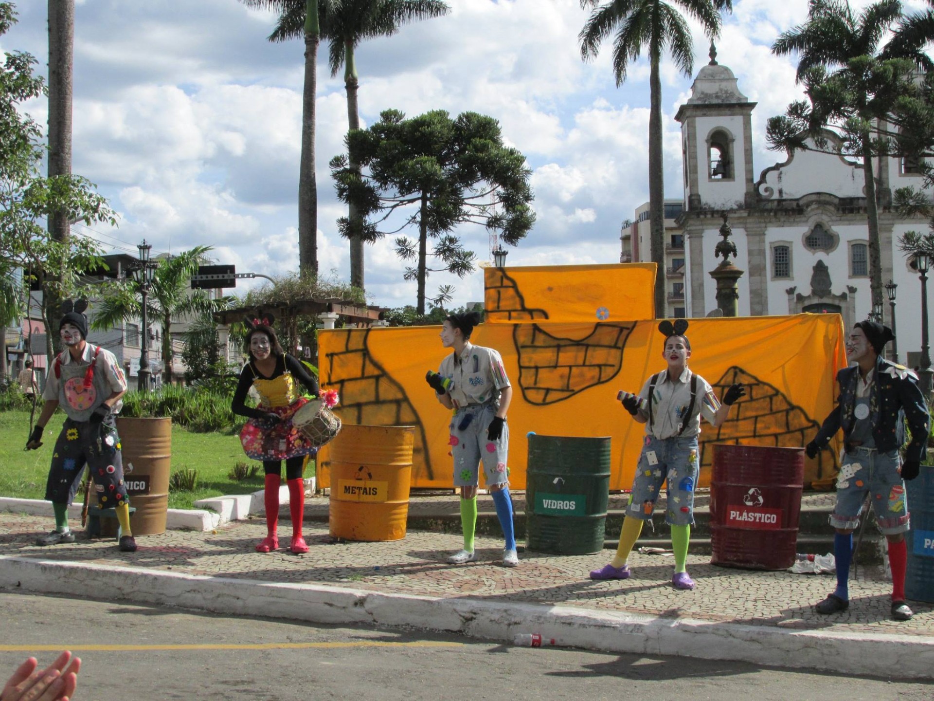 QUELUZ FESTIVAL em Conselheiro Lafaiete - Sympla