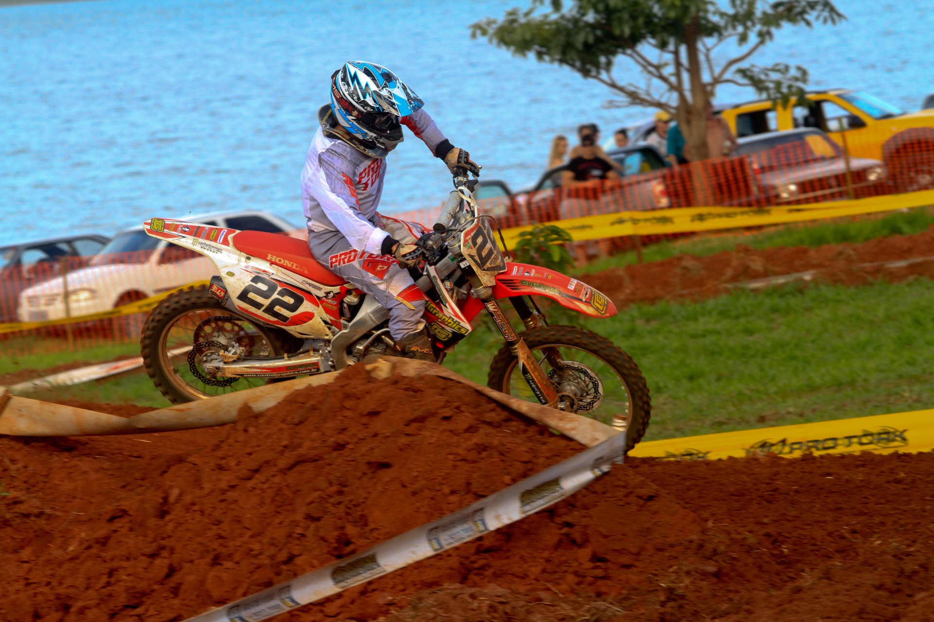 Mineiro de Motocross traz Pimonte de volta ao cenário das