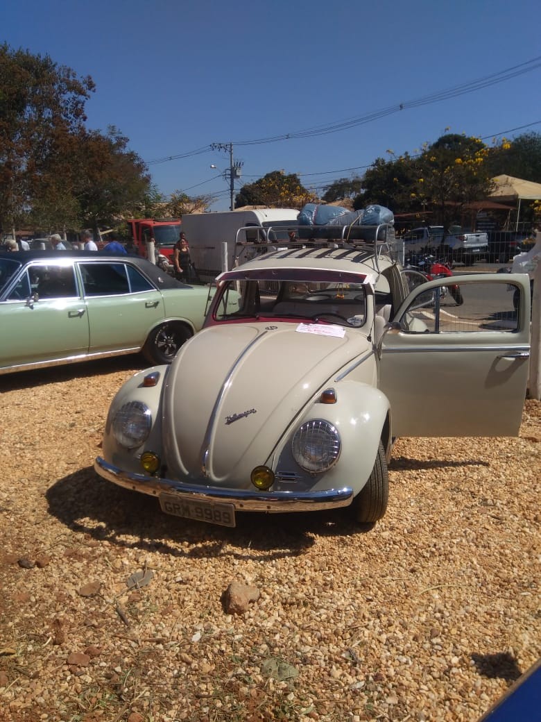 Sábado tem encontro de carros antigos em Betim